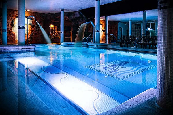 campings/espana/catalunya-cataluna/barcelona/costa-de-barcelona-norte/la masia/foto-piscina-3.jpg
